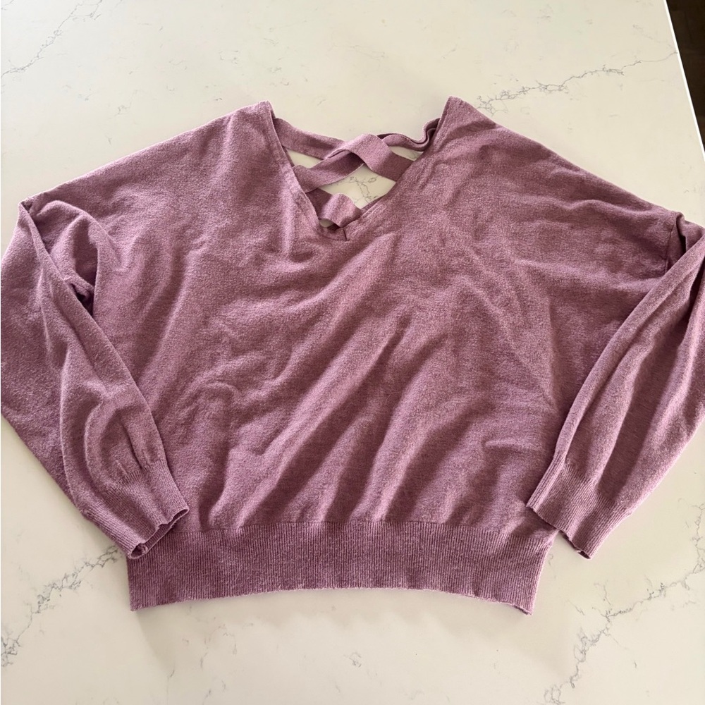 Dreamers by Debut Mauve Crisscross Back V-Neck Sweater - Women’s Medium